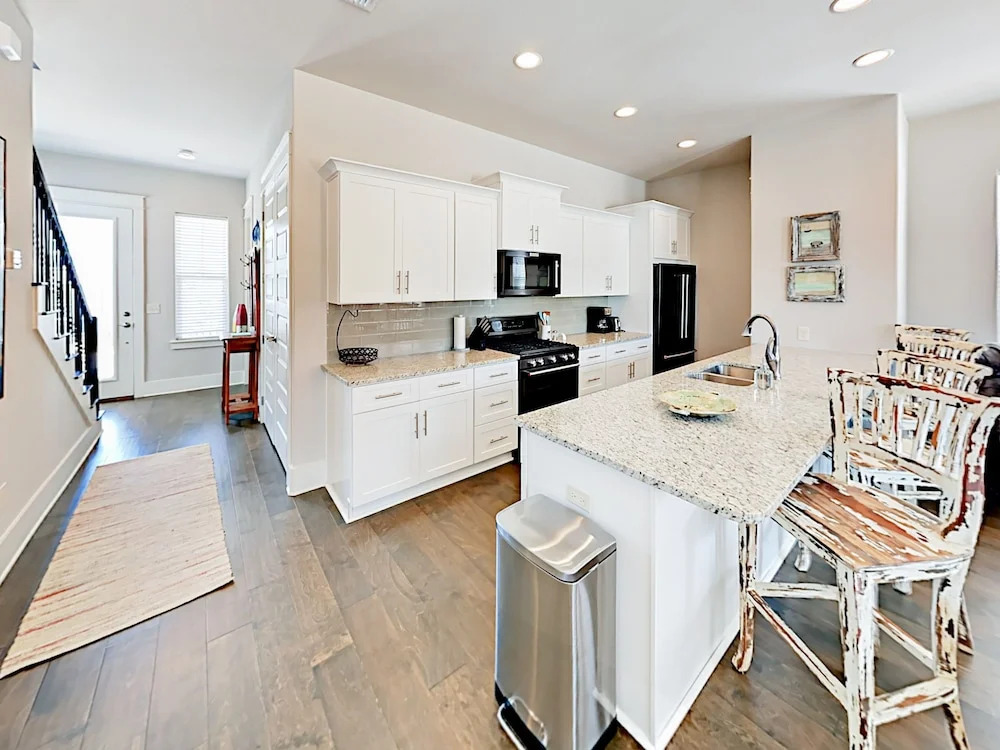 362 Gulfview Circle Townhouse 4 Bedrooms 4.5 Bathrooms Townhouse