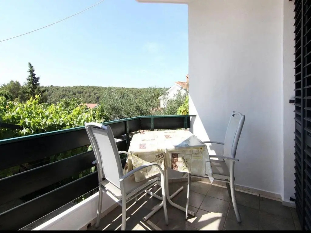 Studio Apartment Nik-50m from beach