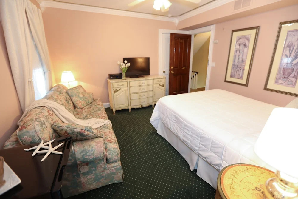 The Ocean Plaza Hotel