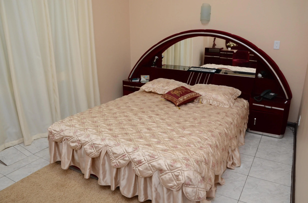 Fares Turis Hotel