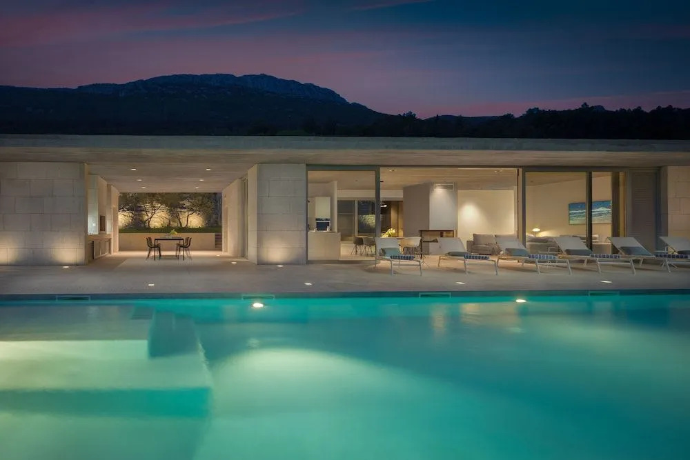 Villa Radun Home with Grand Heated Pool