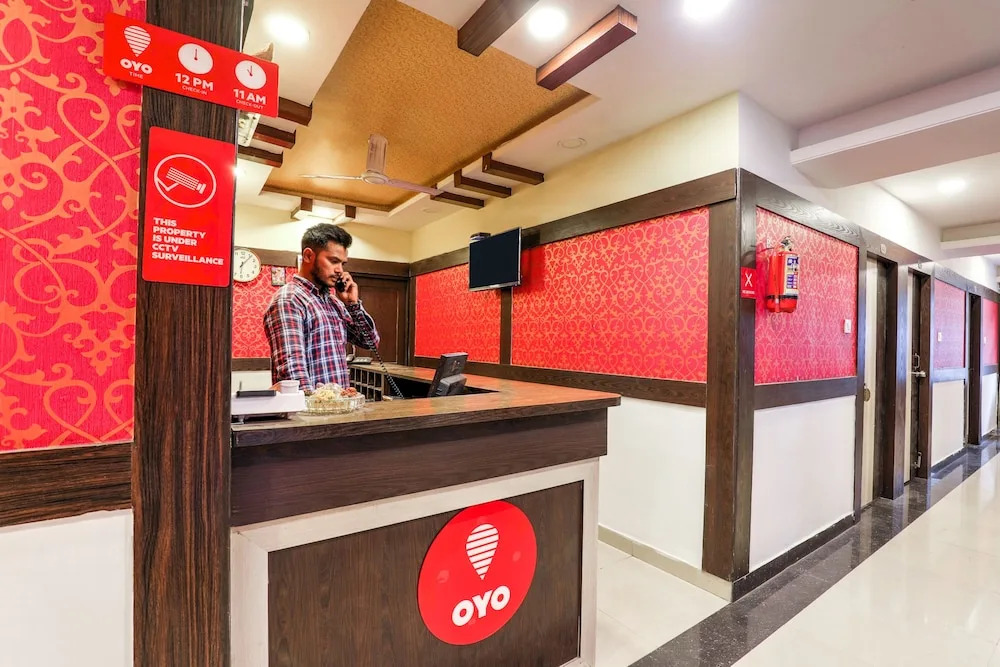 OYO 14194 Hotel Deccan Lodging and Boarding