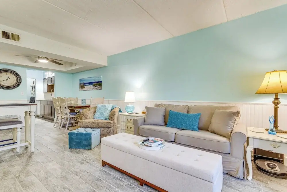 Central Mary Esther Condo 5 Mi to Okaloosa Island!