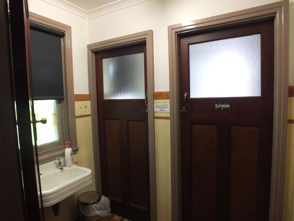 Walcha Royal Cafe & Accommodation