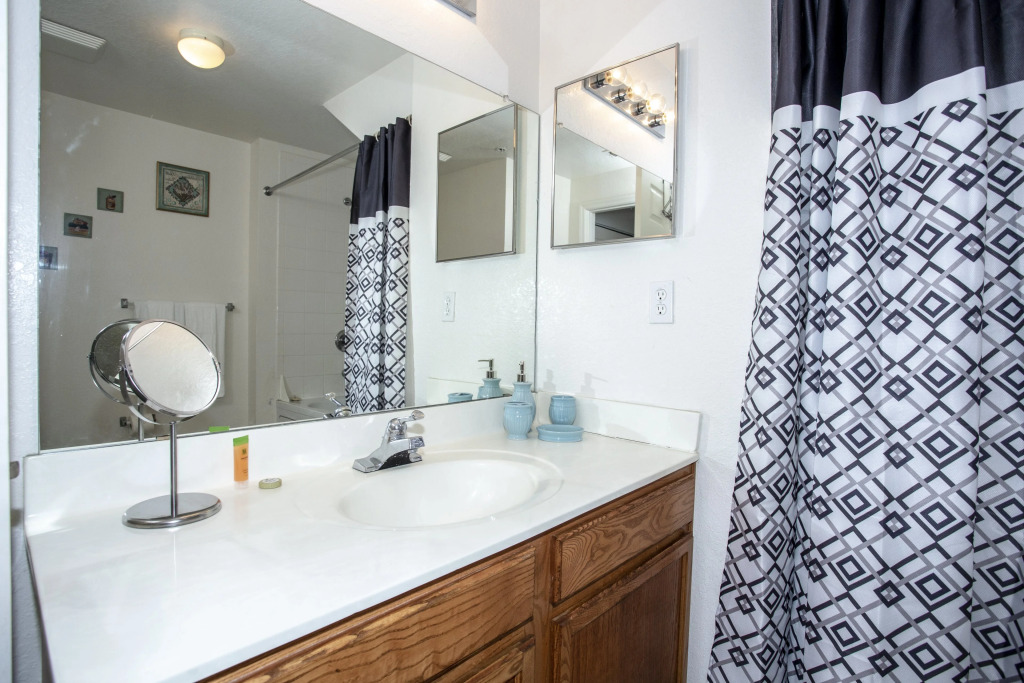 4560 Seven Dwarfs - AMAZING 4 BEDS NEAR DISNEY , KISSIMMEE, US