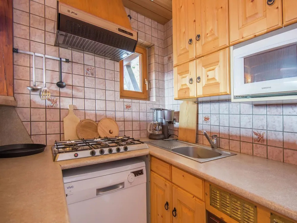Rental for 14 People in Beautiful ski Area Between Mountains and Nature
