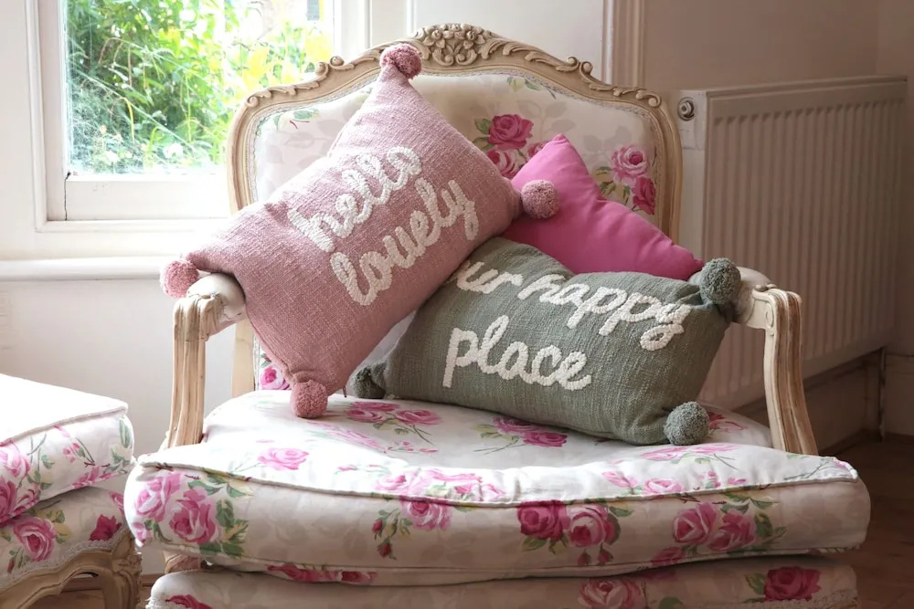 The Pink Door Seaside Holiday Home