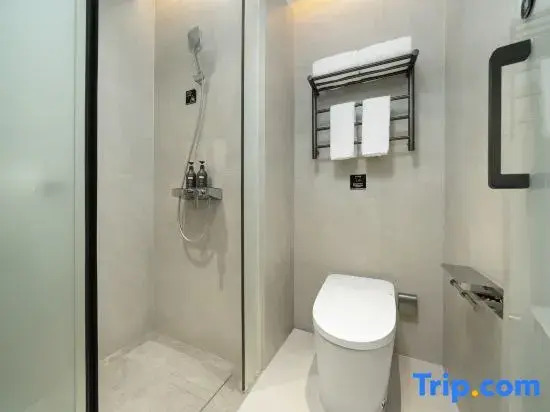 Rezen Proyal  Hotel (Guangzhou TaiKoo Hui Tiyuxi Road Metro Station)