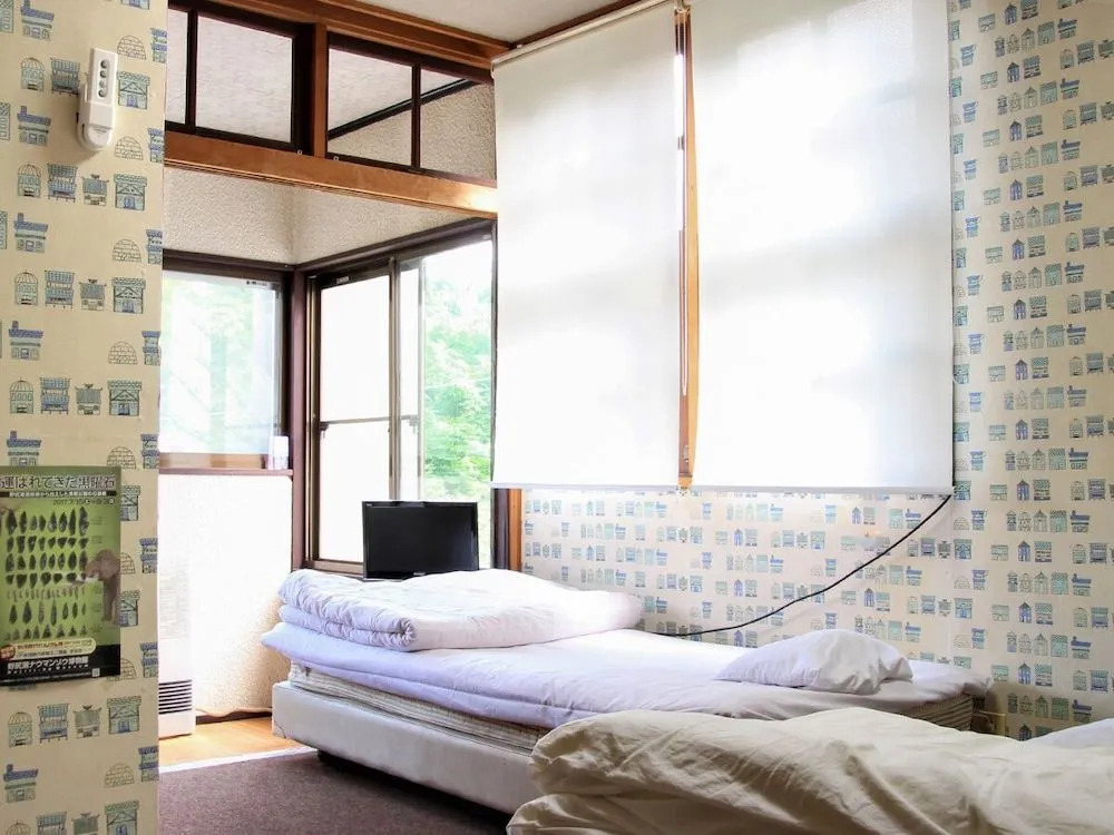 Lodge Oakland