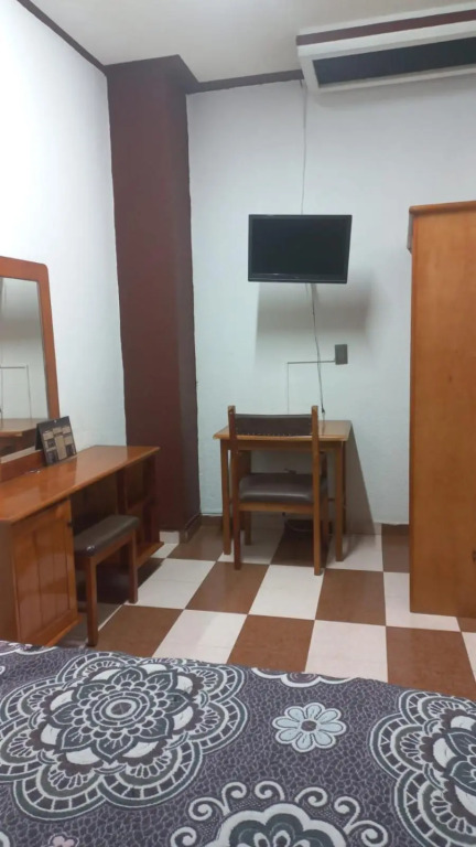 HOTEL y Vapor PLAZA