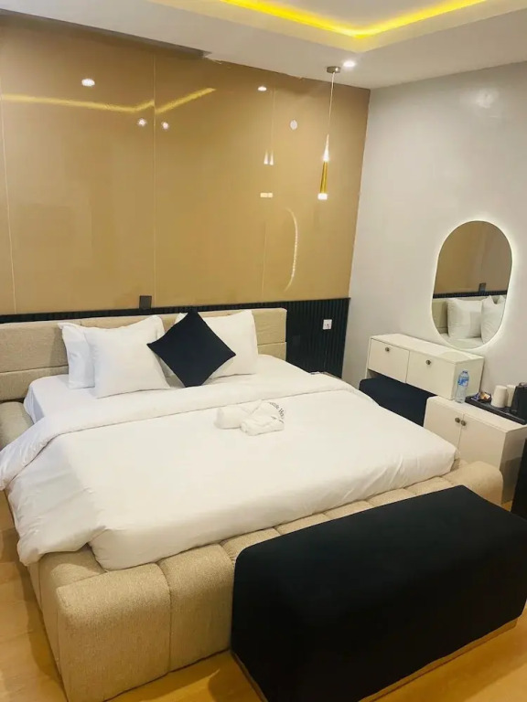 Sweet Home Hotel and Apartments