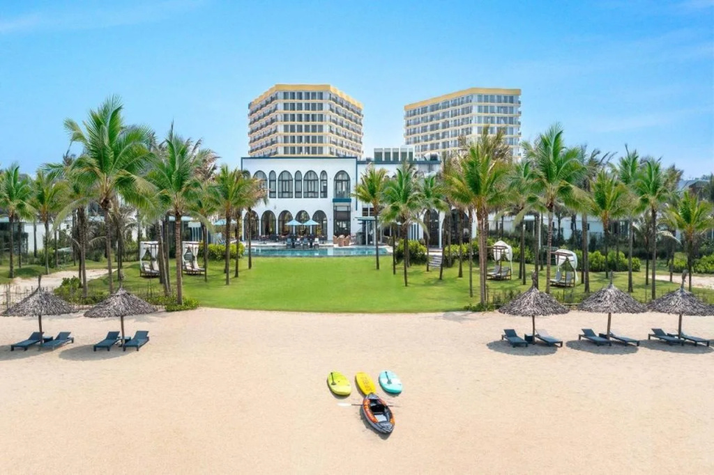 Wyndham Royal Beachfront Resort & Spa Danang