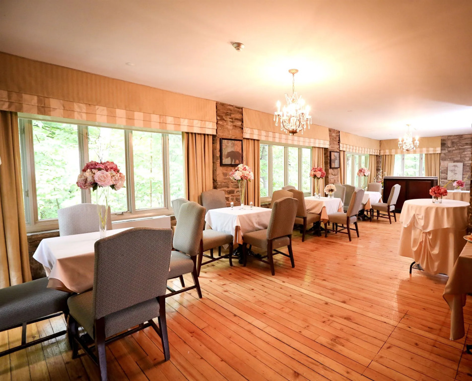 The Glenerin Inn