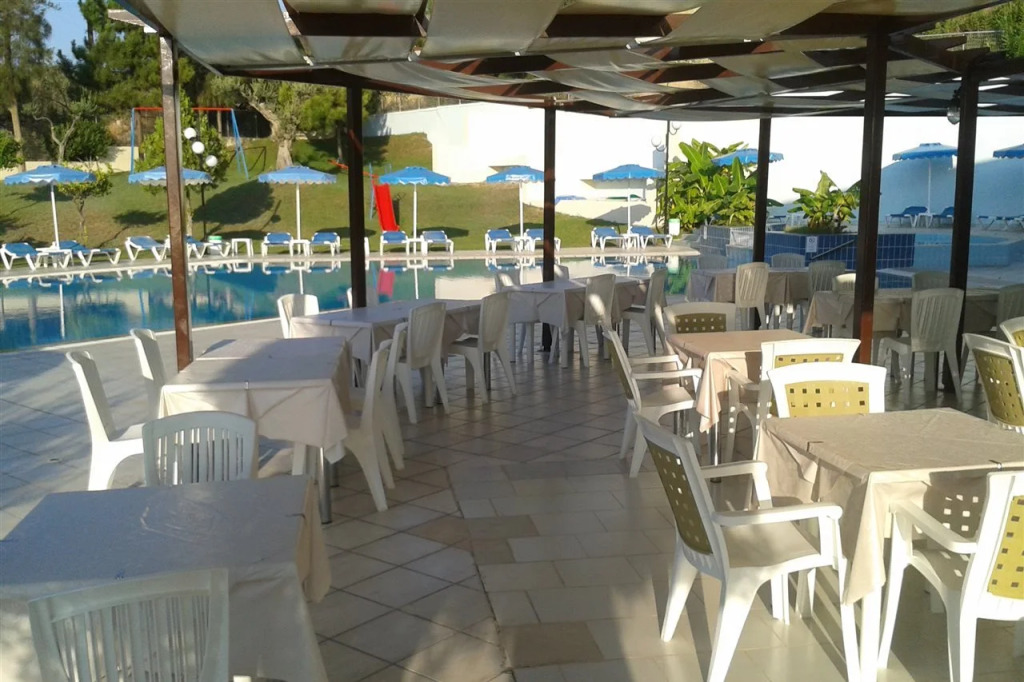 Hotel Iris