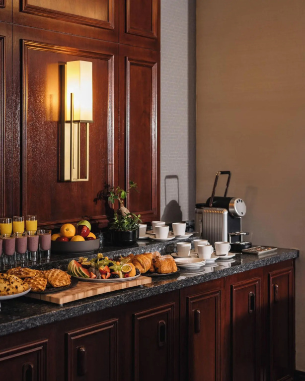 Sheraton Montreal Airport Hotel