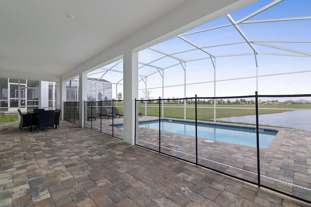 Bautifull 8Bd Pool Hm,champions Gate-1517fd