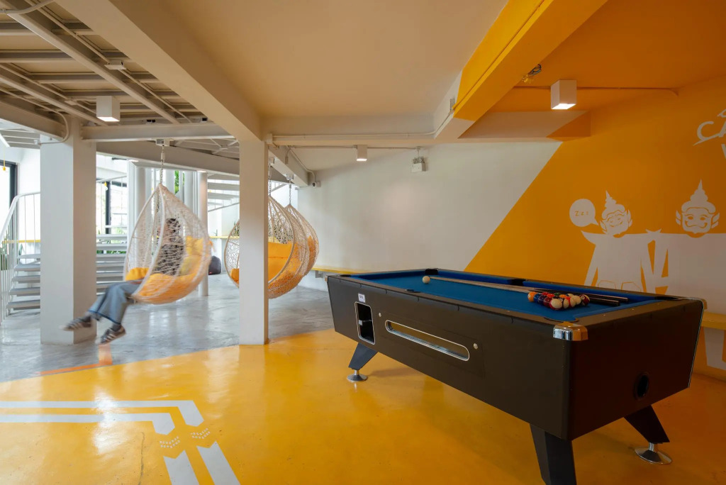 Yaks House Hostel