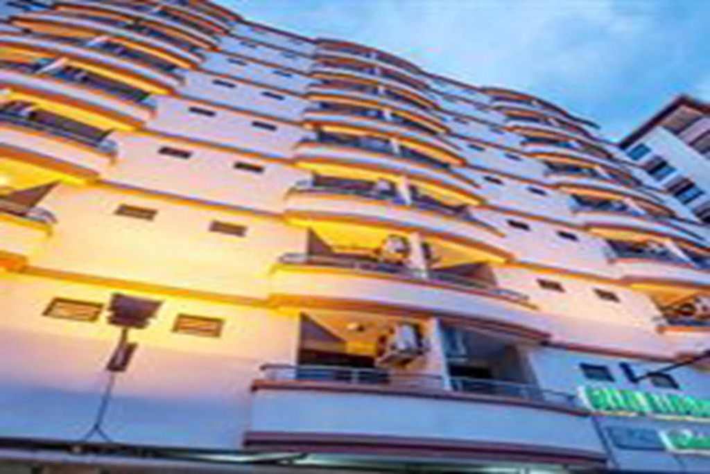 Hotel Grand Mandarin Latphrao 130 - No Parking