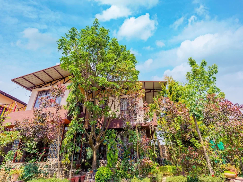 OYO 13254 Home Hill View 3BHK Mussoorie Bypass
