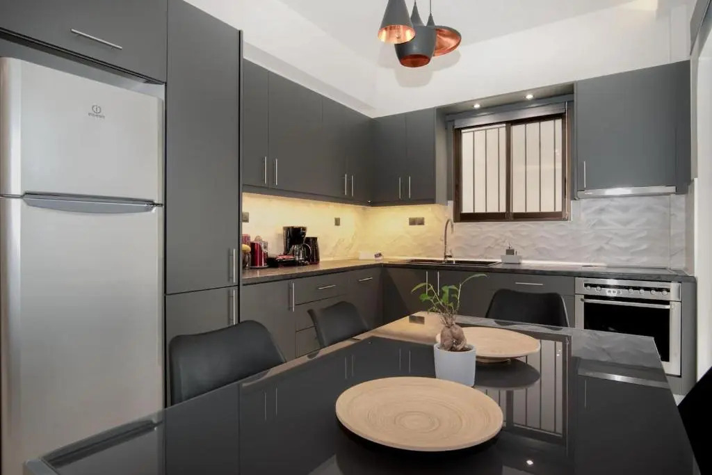 Luxury apartment in Glyfada(near metro station)C82