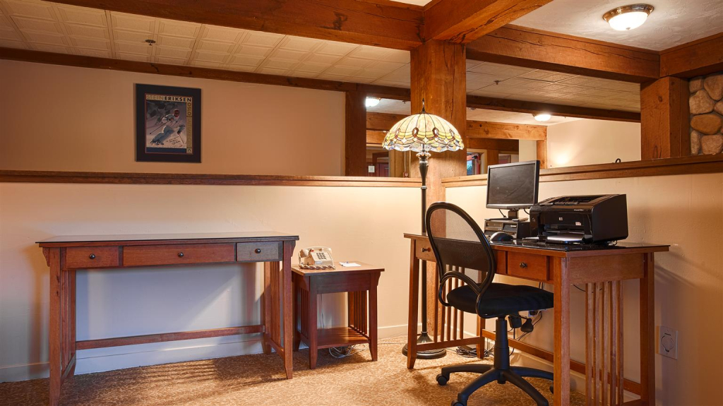 Silver Fox Inn