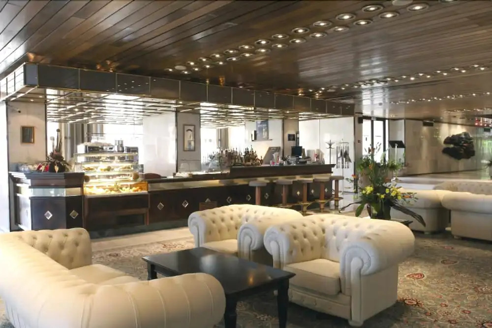 Imperial Hotel, Riviera Holiday Club