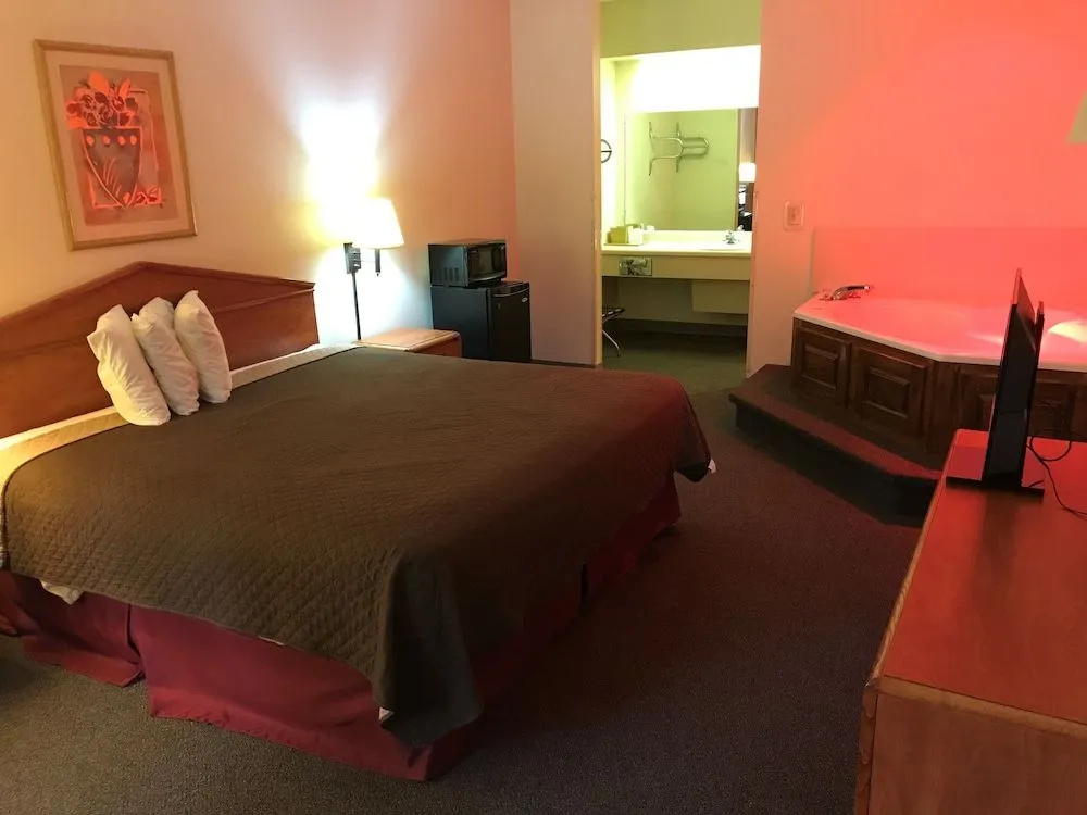Rocky Creek Inn