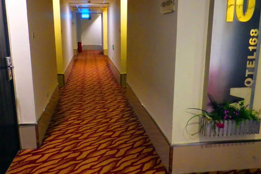 Motel Wuhan Yellow Crane Tower Shouyi Square Fuxing Road Metro Station