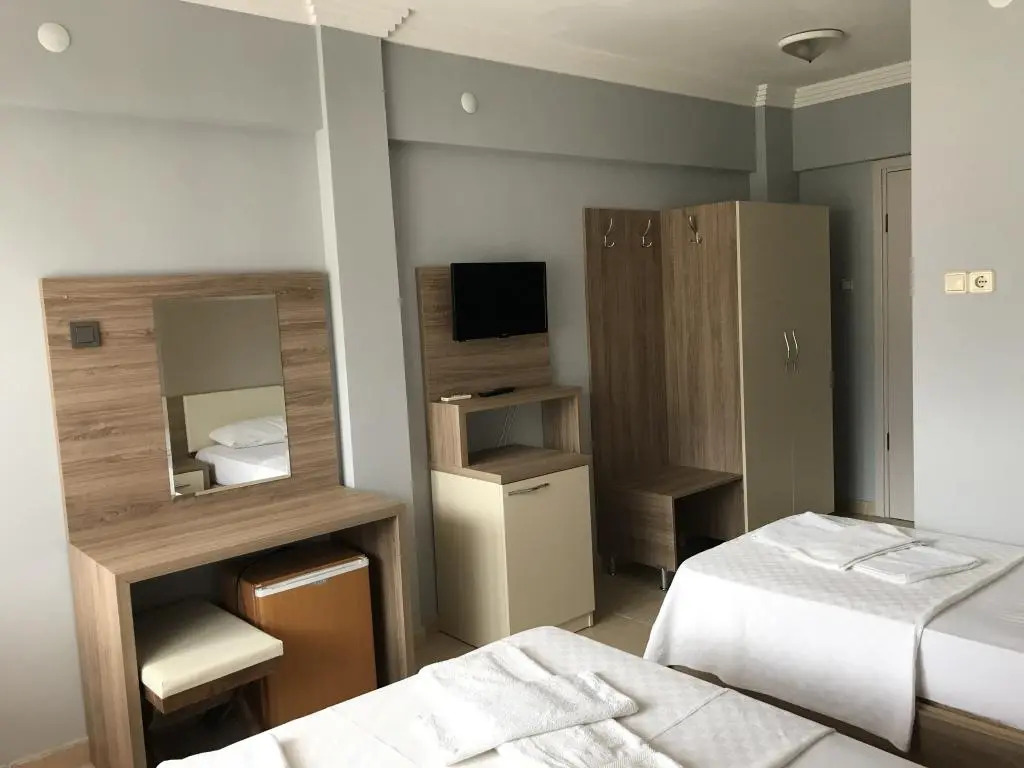 Yasemin Hotel