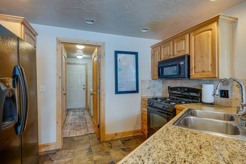 Cozy Park City Townhome By Dining, Shops & More