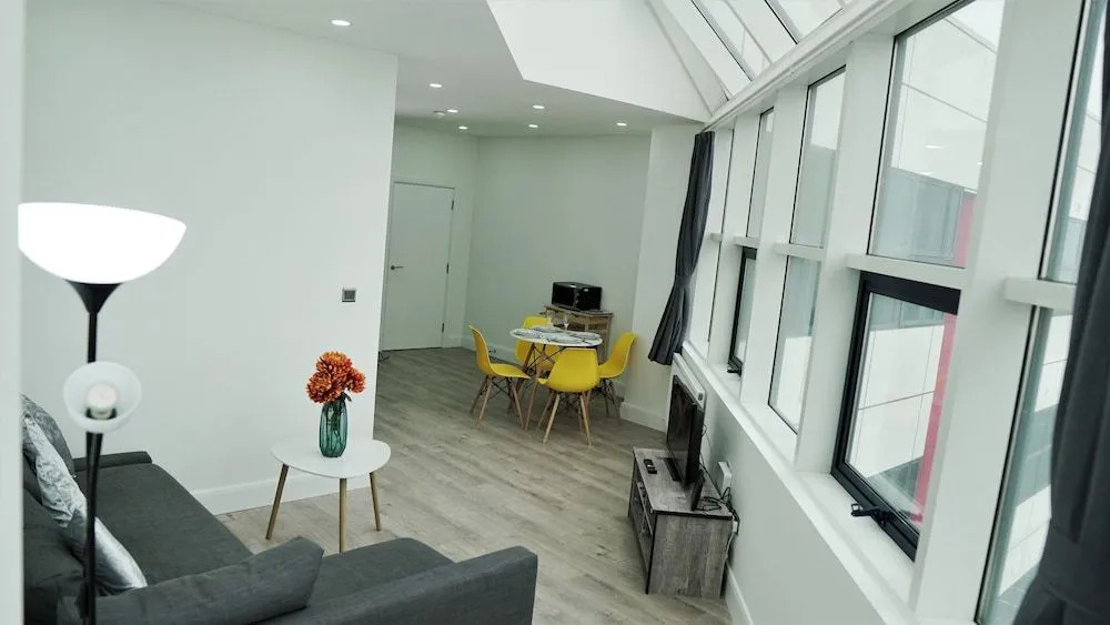 Sapphire House Apartments