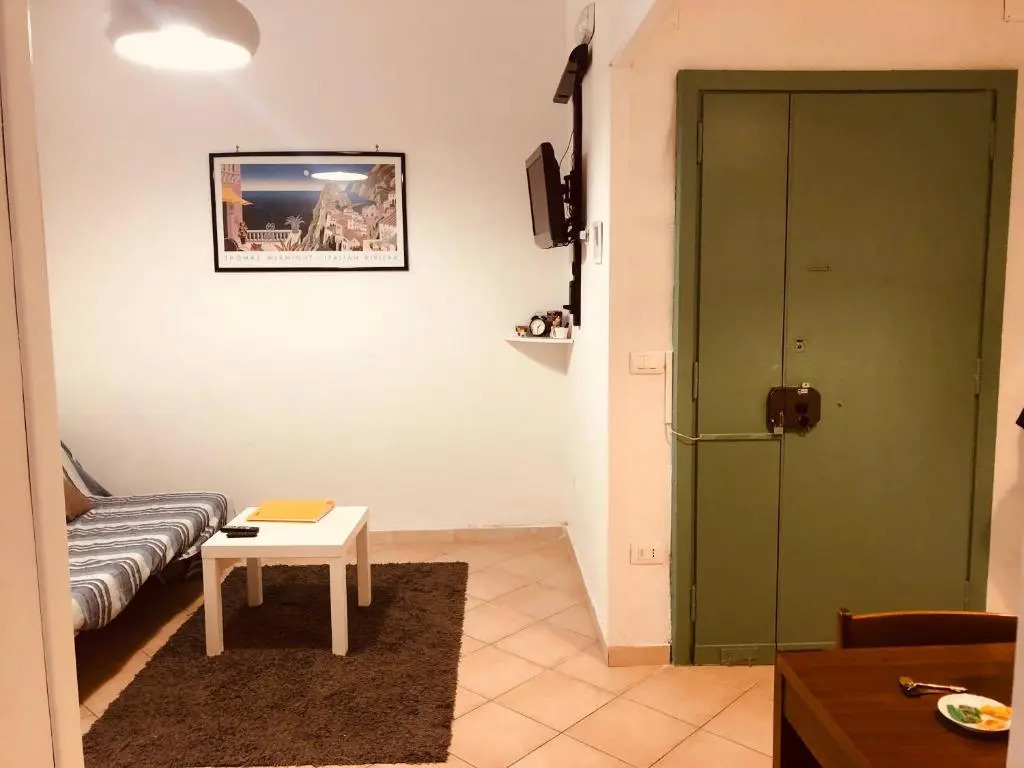 Caio Asinio Apartment