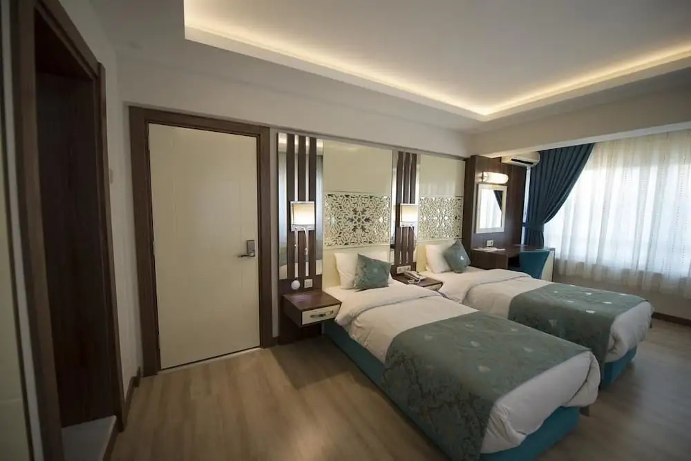 Rest Inn Hotel