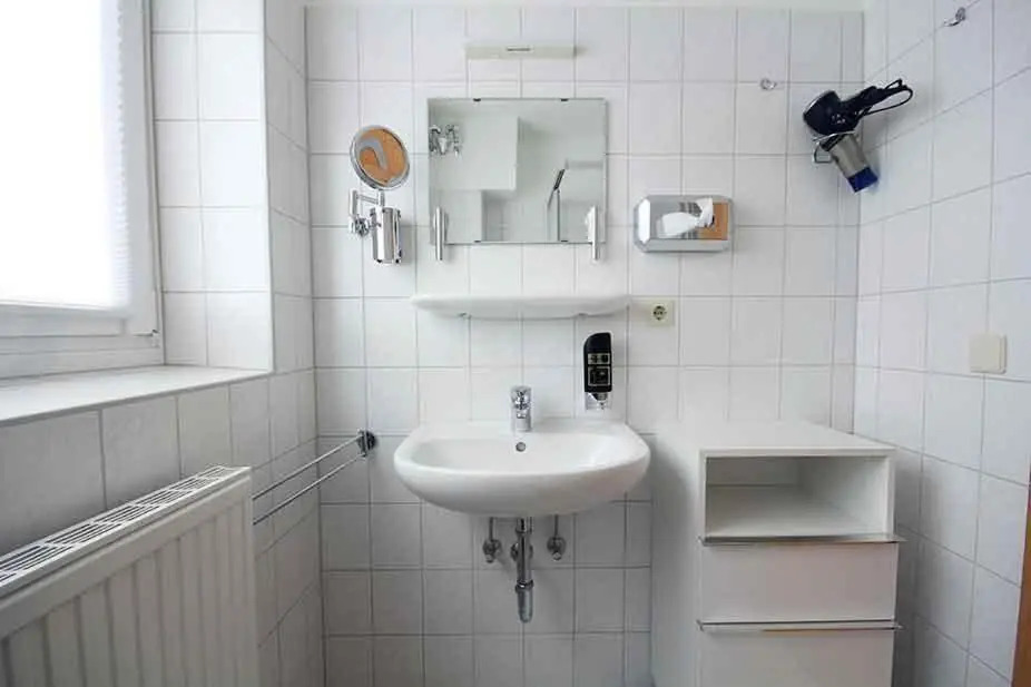 Kleine-Ferienwohnung-6-Strandnah-und-mit-Meerblick-im-Haus-Seeluft-Duhnen