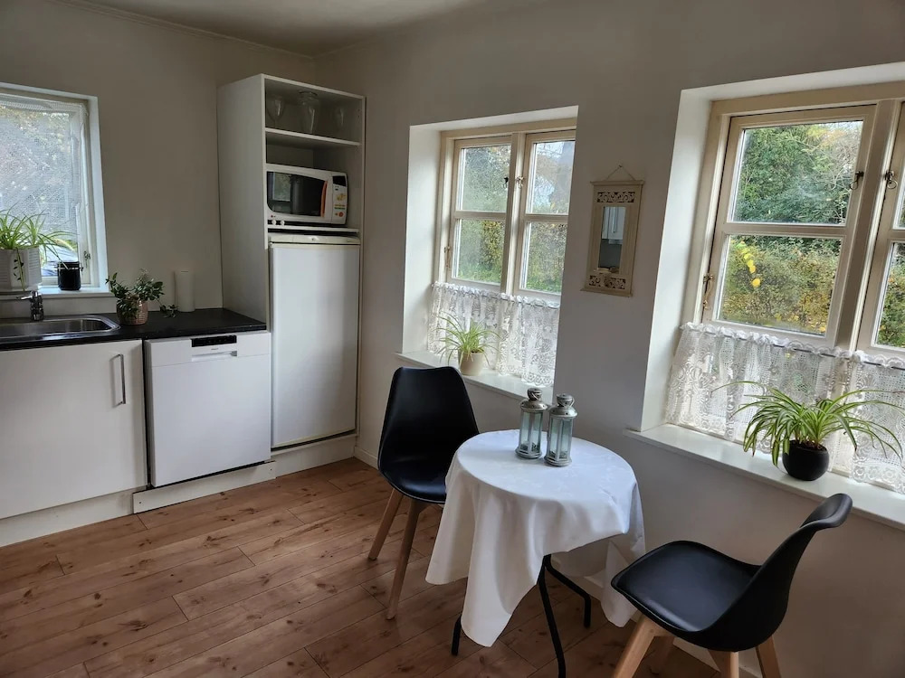 Breakaway Cottage