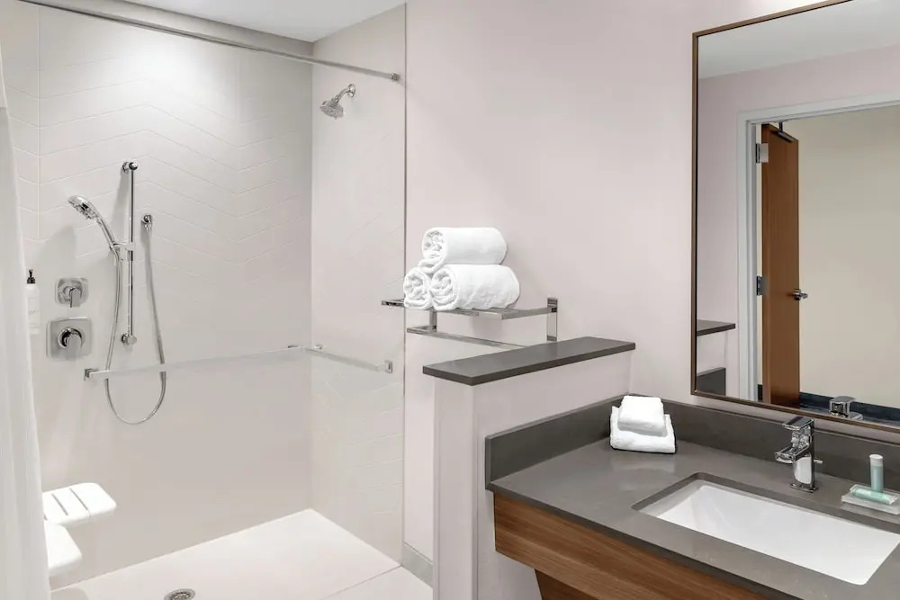 Fairfield by Marriott Inn & Suites Norwalk Des Moines