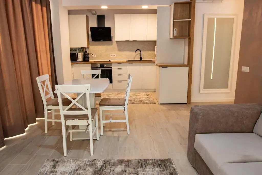 Mamaia Nord Bel Air 505 Zona Cluburi