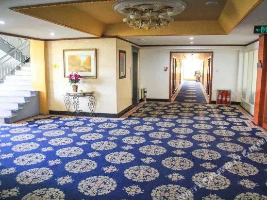Metallurgical Hotel (Jinan Wenhua East Road)