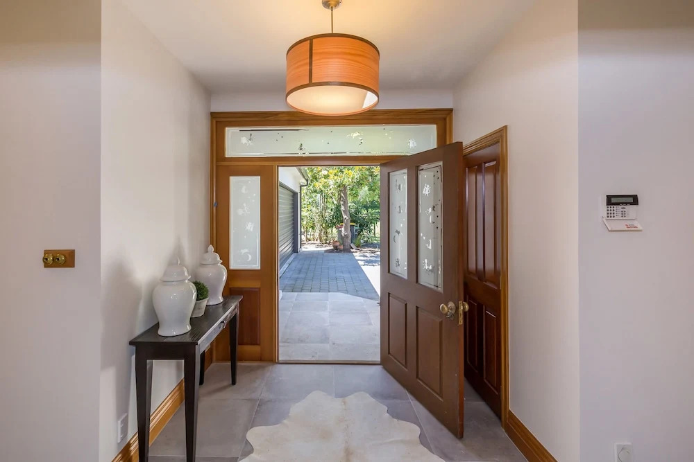 BOND ESTATE LUXURY ACCOMMODATION