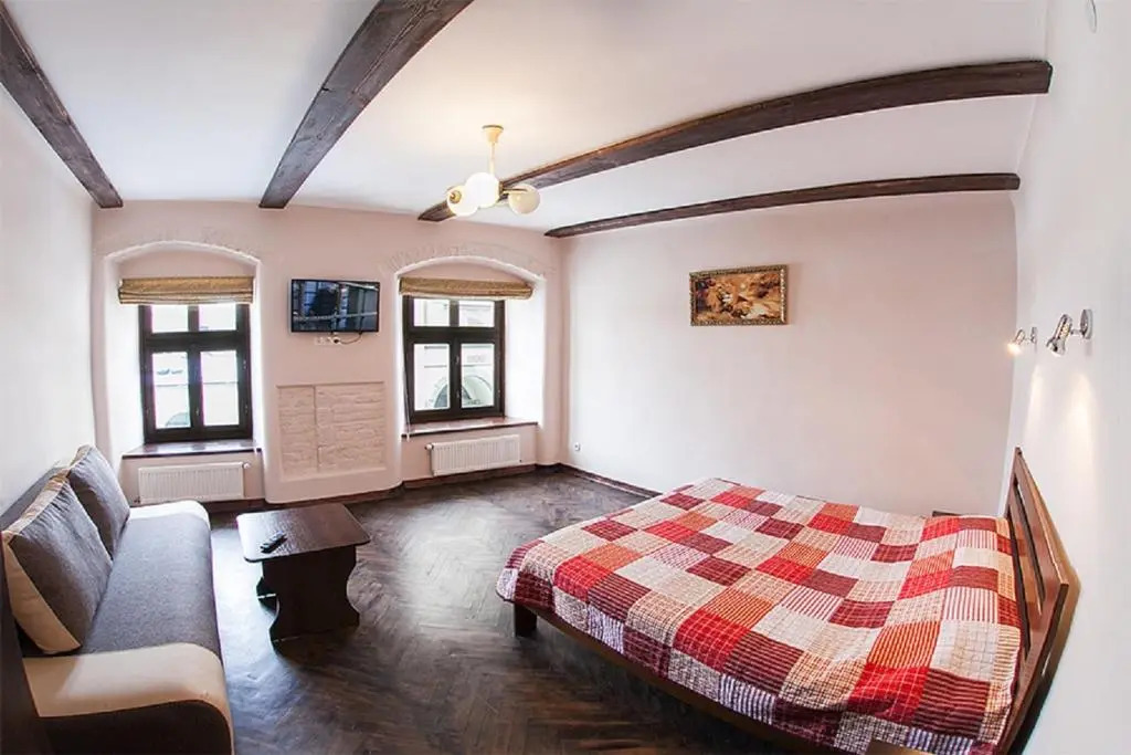 Apartamenti po vul. Vіrmens'ka 12/5