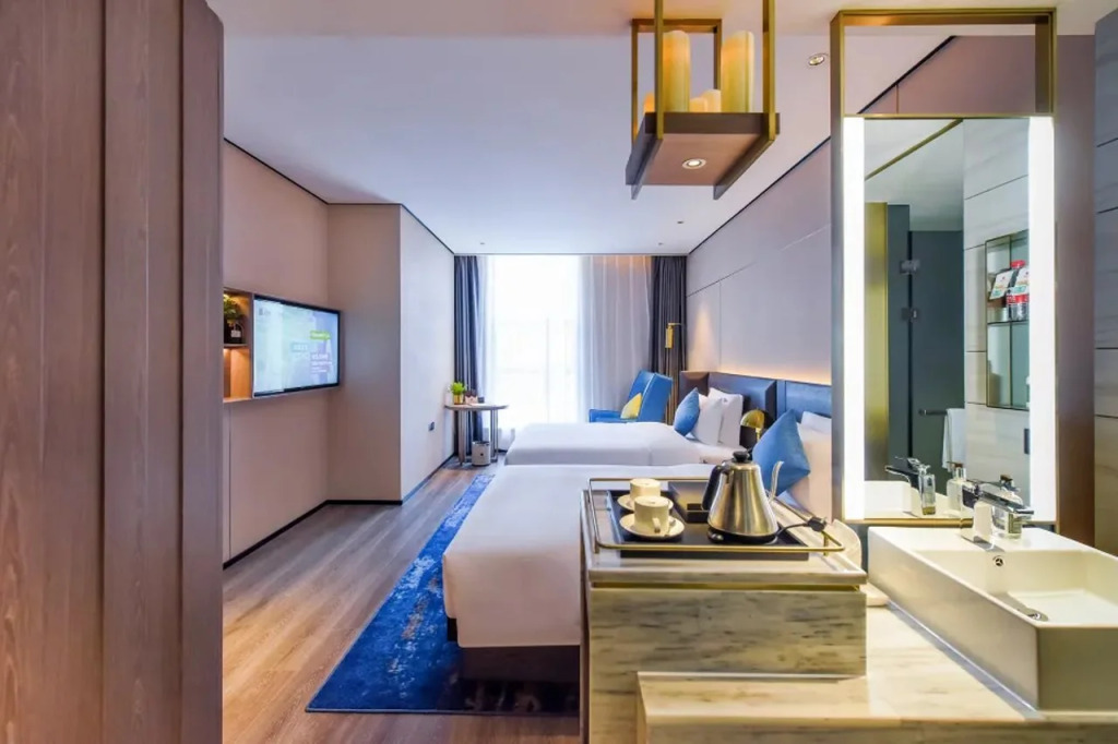 Echarm Plus Hotel Chongqing Technology And Business University Metro Station