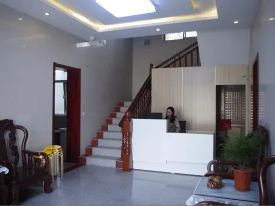 Yangzhong Yizhou Hotel