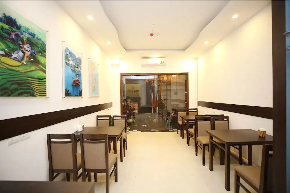 Summer Place Hotel - Hostel