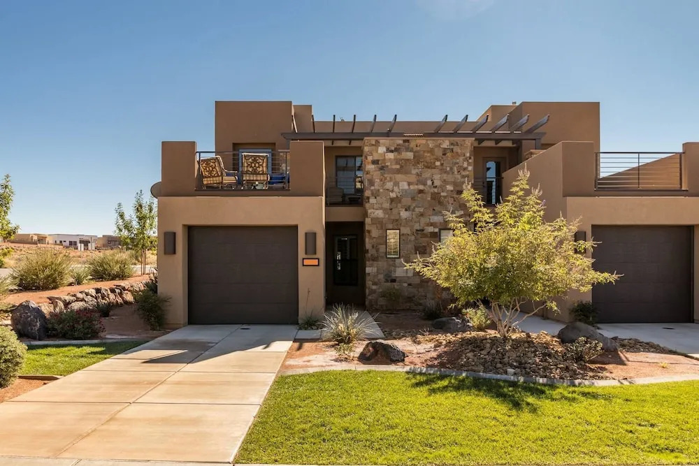 Escape to St. George by RedAwning