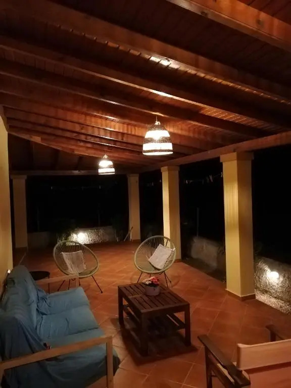 MnF country house