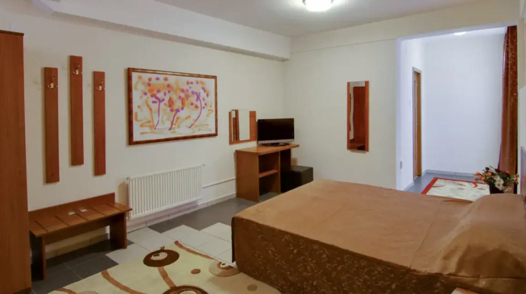 Hotel Tranzzit