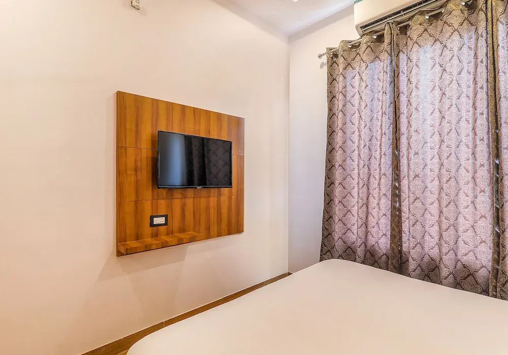 FabExpress Global Inn New