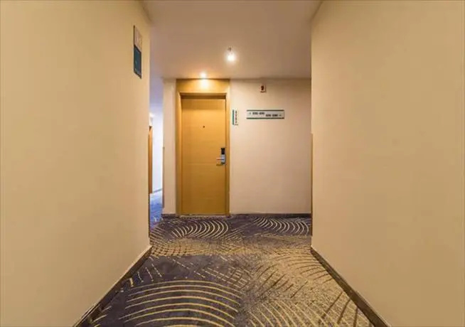 City Comfort Inn Hainan Haikou Wanghai International Plaza Qilou Old Street Branch