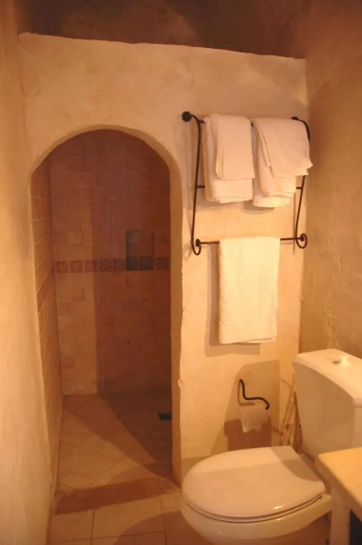 hotel arisha