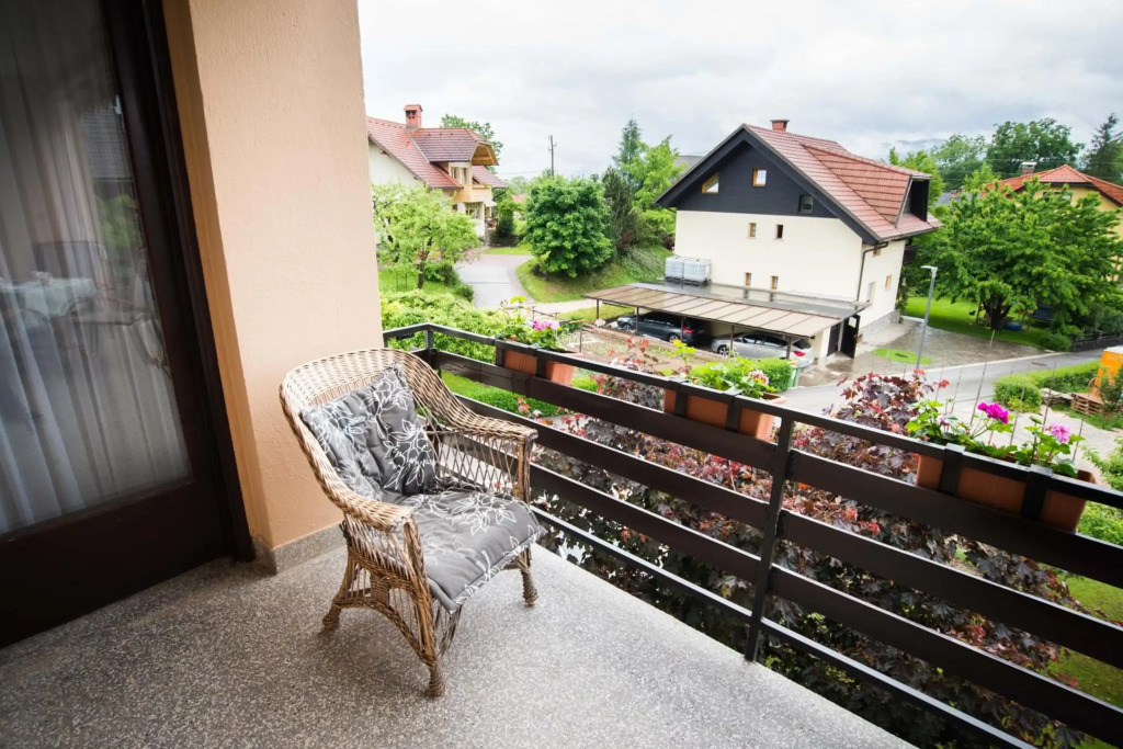 Apartma Ela